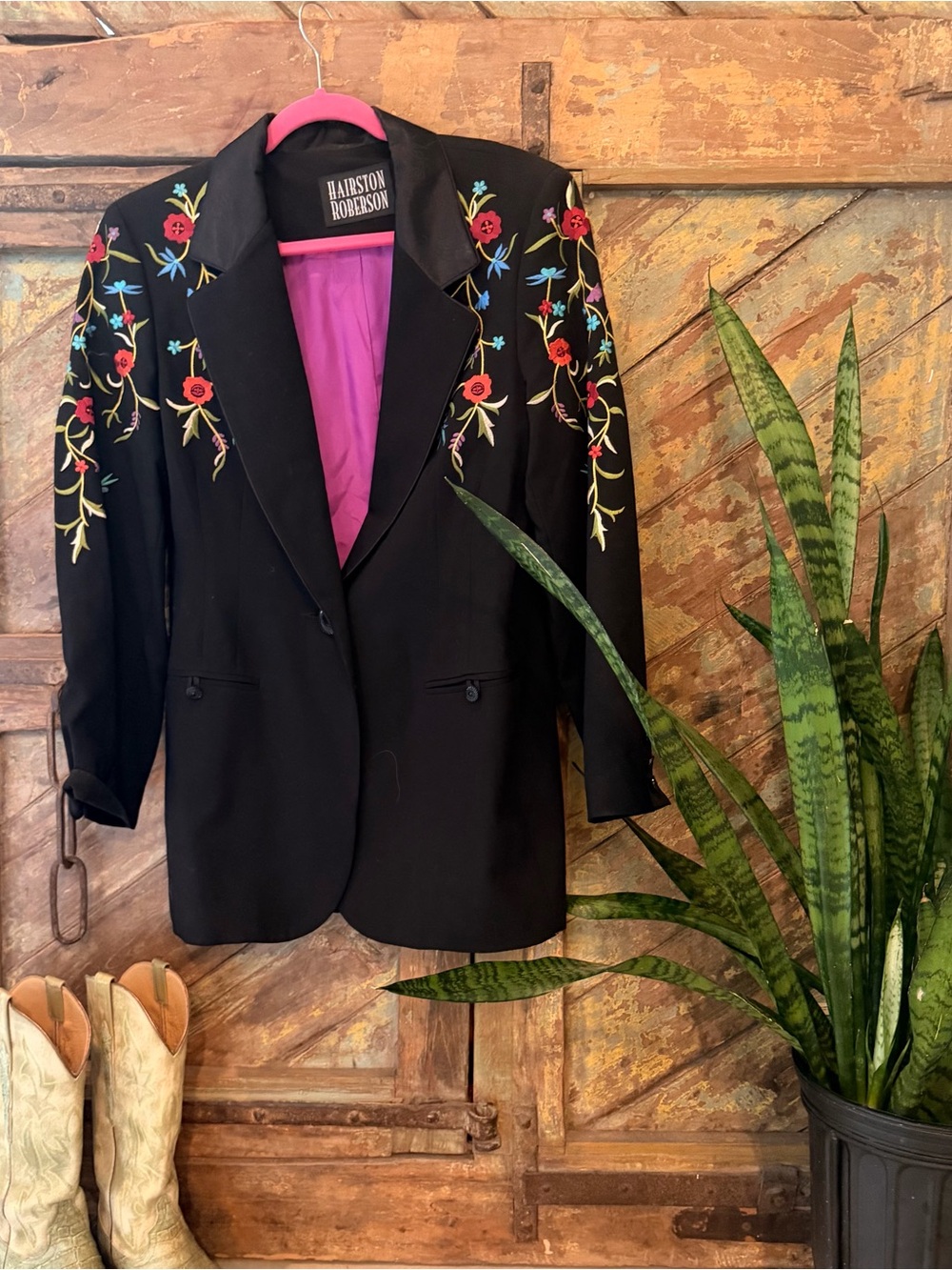 Hairston Roberson Black Floral Embroidered Women's Blazer